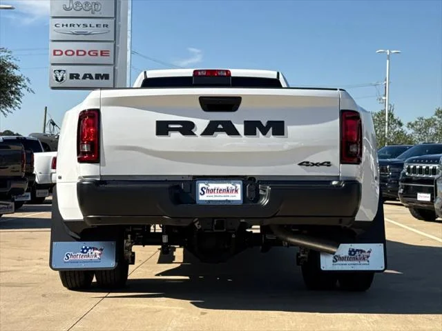 New 2027 Bright White Clear-Coat Exterior Paint RAM TRADESMAN image 8