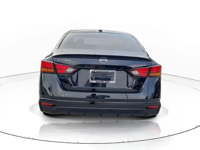 Used 2025 Black Nissan 2.5 S image 6