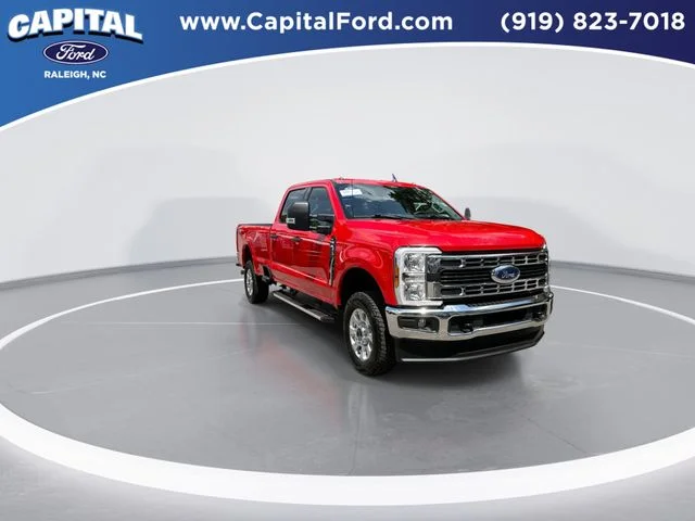 Used 2024 Red Ford XLT image 2