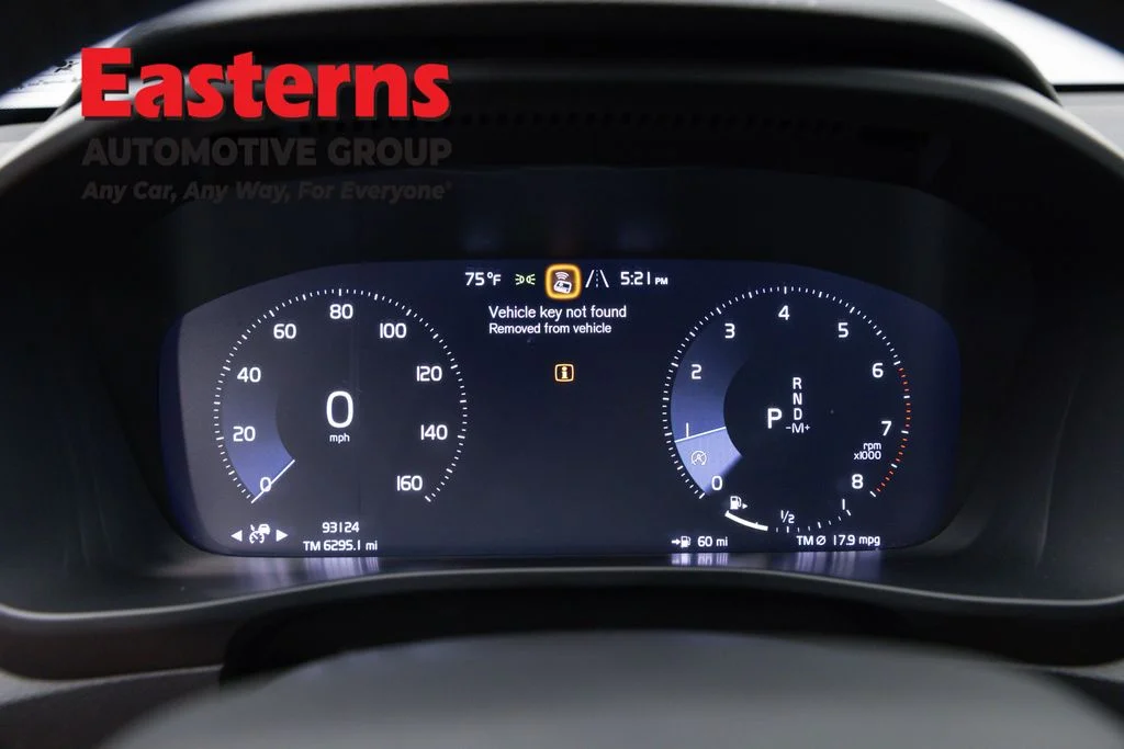 Used 2019 Black Volvo Momentum image 16