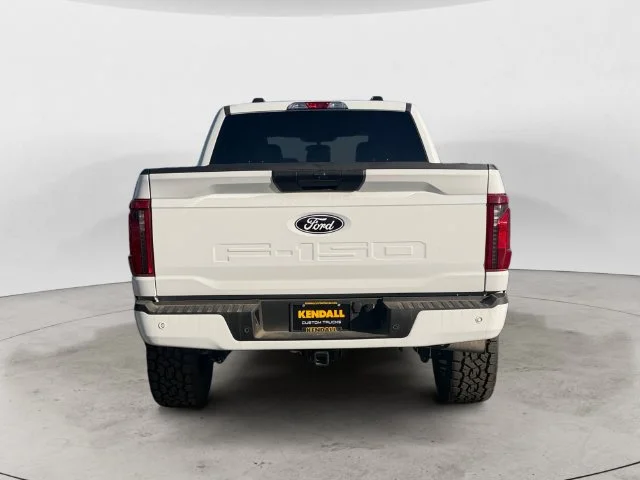 Used 2025  Ford XLT image 6