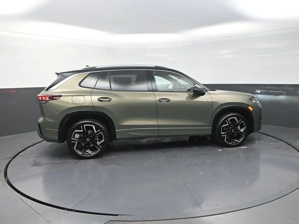 New 2026 Green Volkswagen 2.0T SEL R-Line image 12