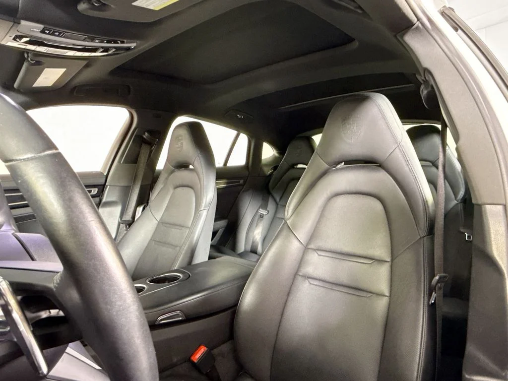 Used 2023 Carrara White Metallic Porsche 4 Platinum Edition image 5