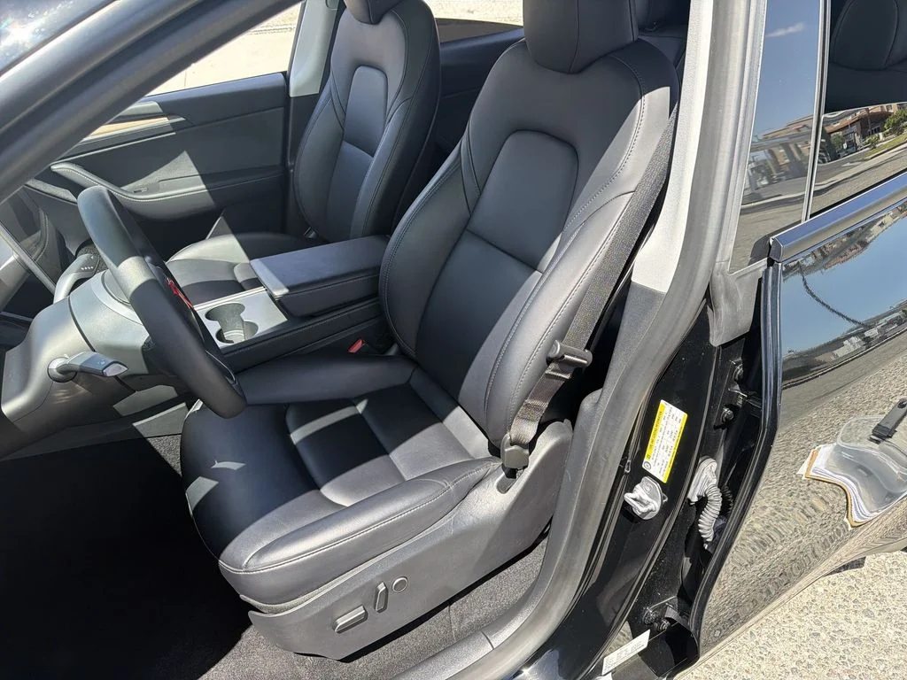 Used 2023 Black Tesla Performance image 13