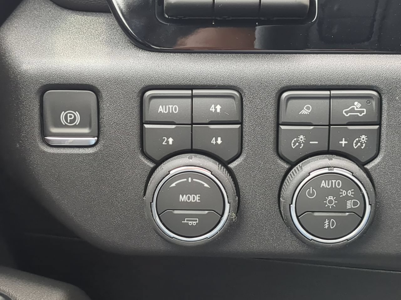 2026 Chevrolet Silverado 2500 HD LTZ - Photo 18