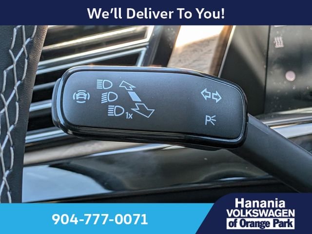 New 2026 Silver Volkswagen 2.0T SE w/Technology image 31