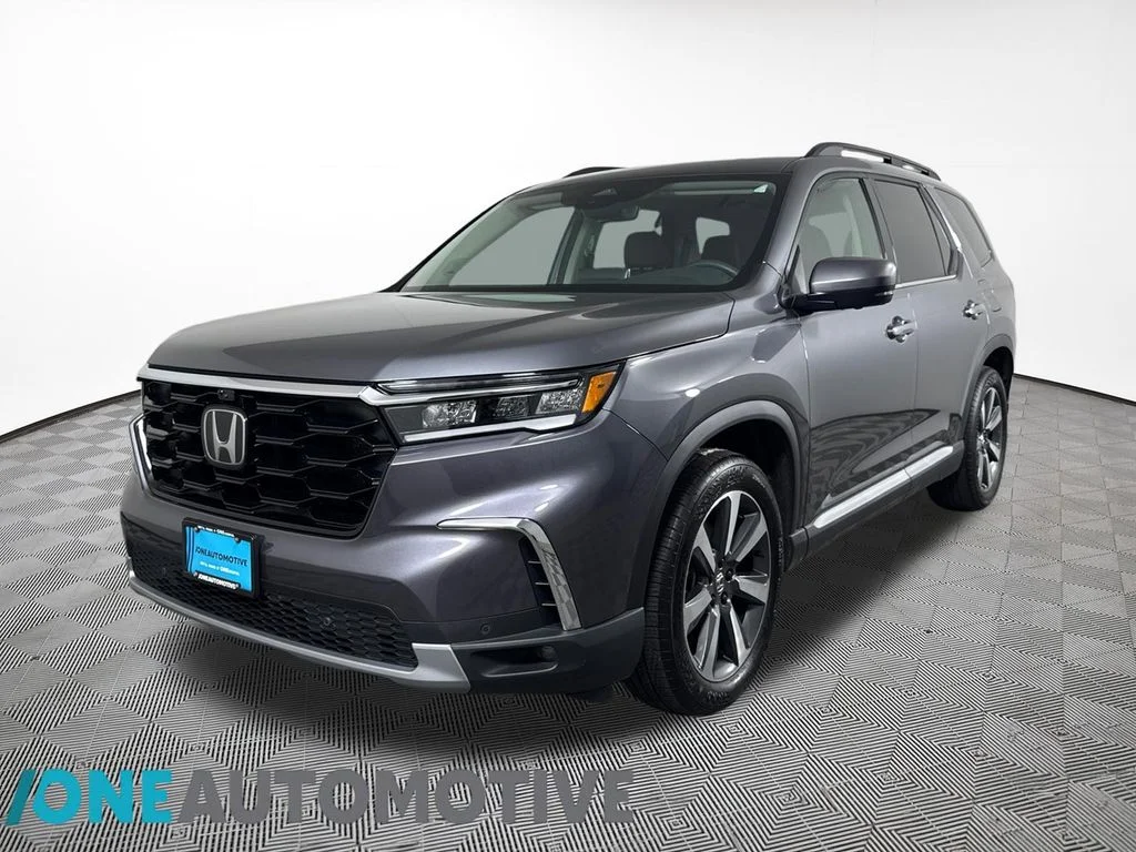 2025 Honda Pilot Elite AWD's photo