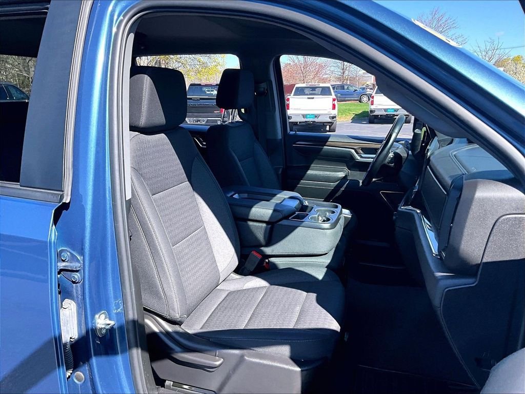 Used 2024 Blue Chevrolet LT image 11