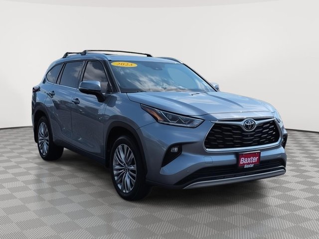 2023 Toyota Highlander Platinum