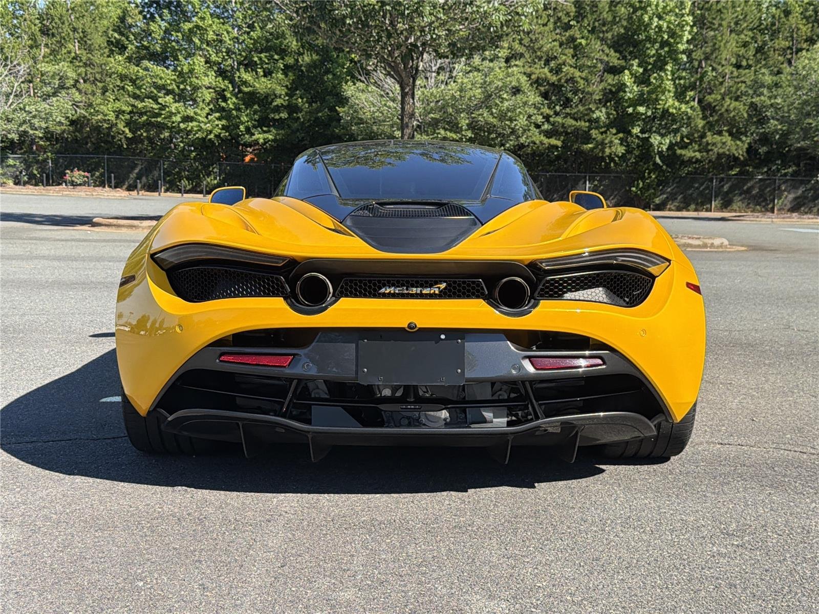 Used 2019 Volcano Yellow McLaren Performance image 14
