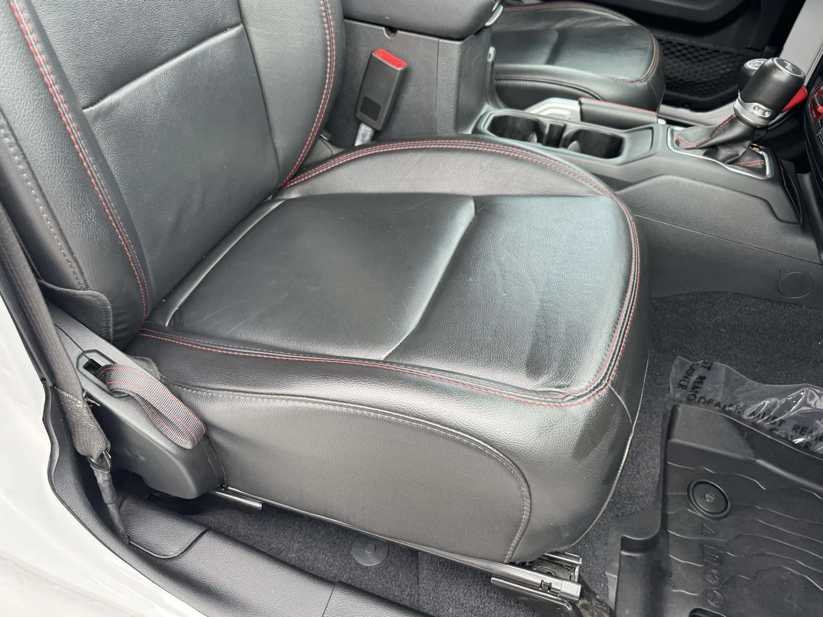 Used 2020 Bright White Clearcoat Jeep Rubicon image 19