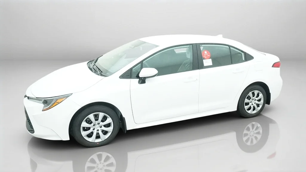 New 2027 Ice Cap Toyota LE image 3