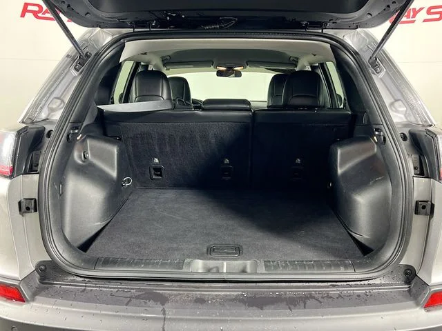 2020 Jeep Cherokee Latitude Plus - Photo 24