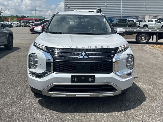 Used 2024  Mitsubishi SE image 10