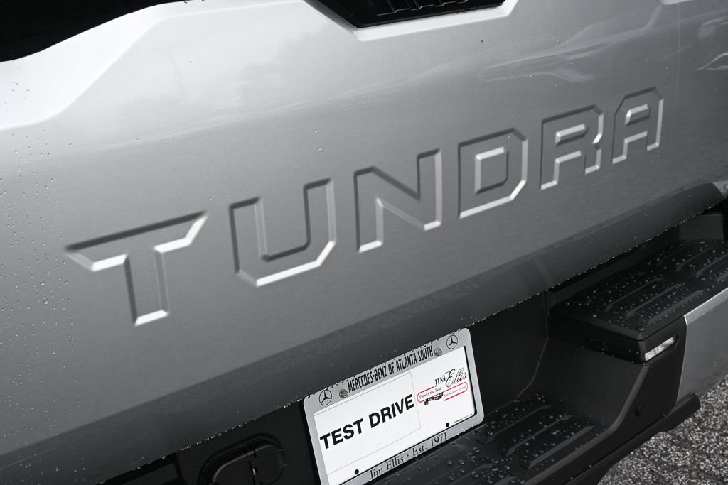 Used 2022 Silver Toyota Platinum image 26
