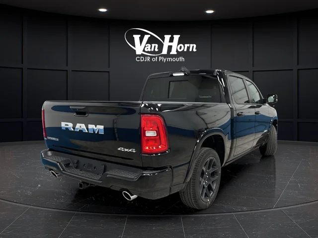 New 2026 Diamond Black Crystal Pearl-Coat Exterior Paint RAM Laramie image 3