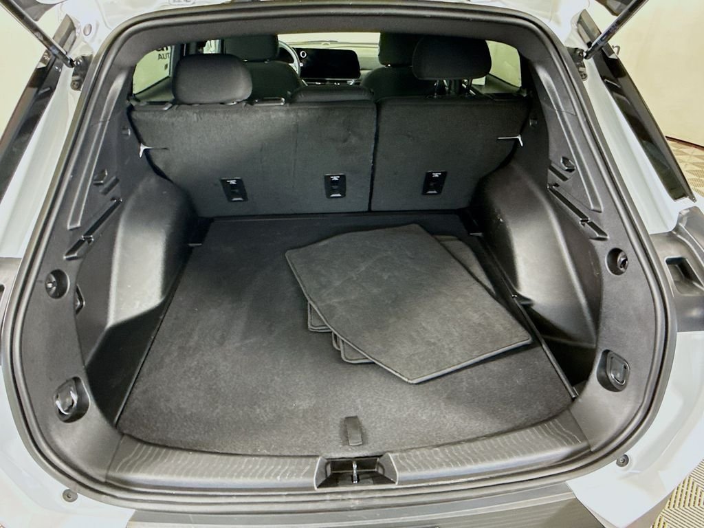 Used 2026 White Chevrolet LT image 6