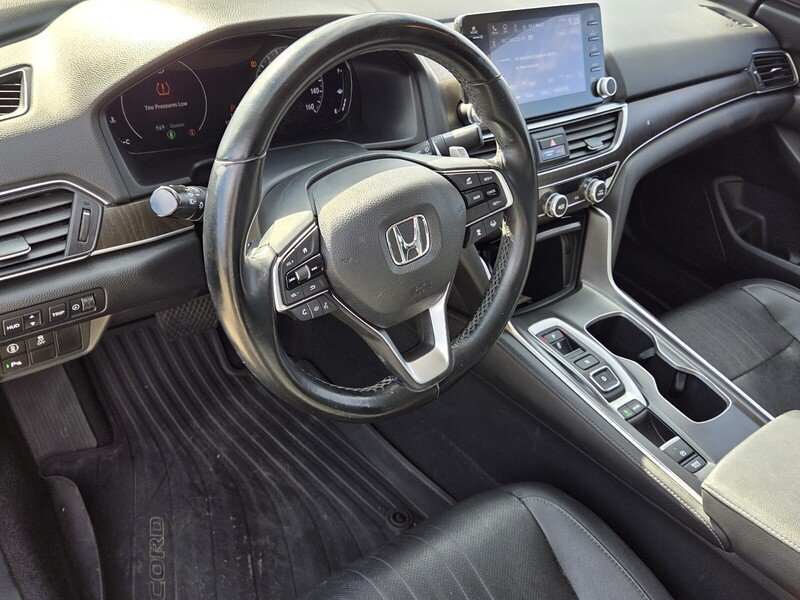 Used 2020 Crystal Black Pearl Honda TOURING 2.0T AUTO image 11