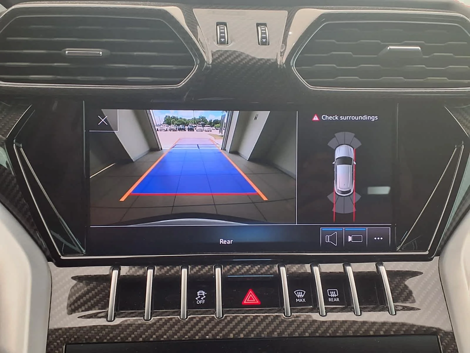 Used 2022 Bianco Monocerus Matt Lamborghini  image 15