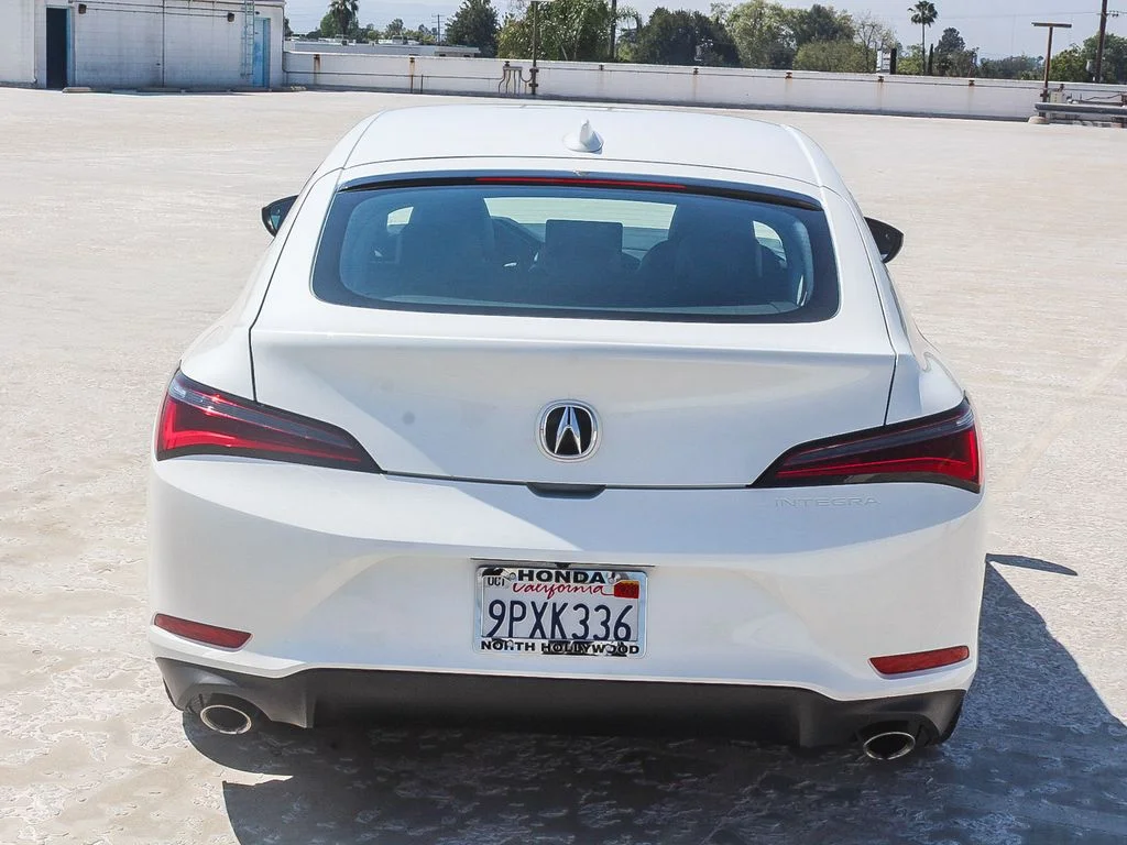 Used 2025 Platinum White Pearl Acura Base image 5