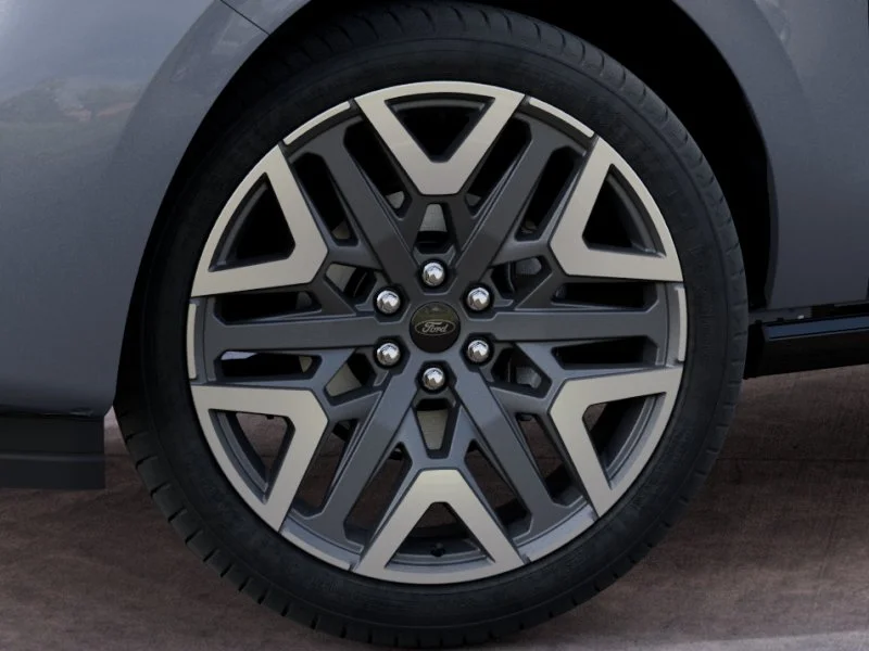 New 2027 Glacier Gray Metallic Tri-Coat Ford Platinum image 42