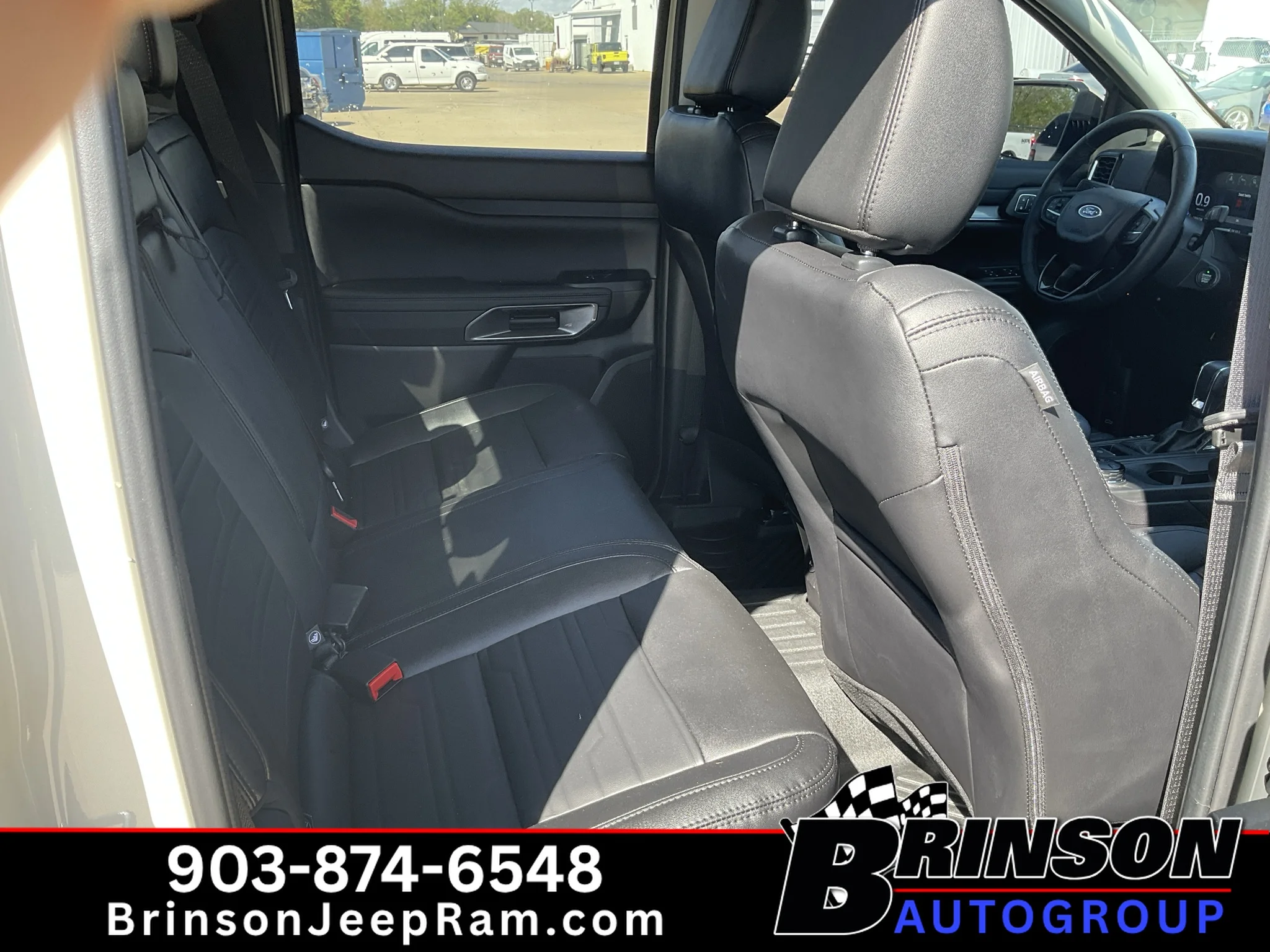 Used 2025 Desert Sand Ford LARIAT image 18