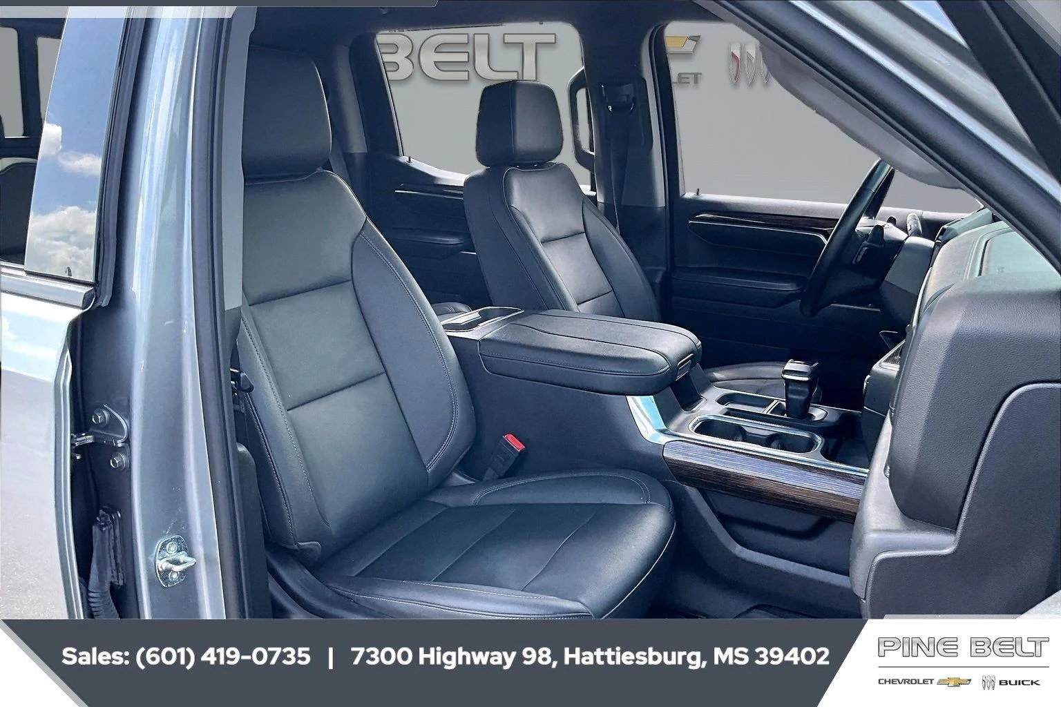 Used 2023 Sterling Metallic GMC Elevation image 7