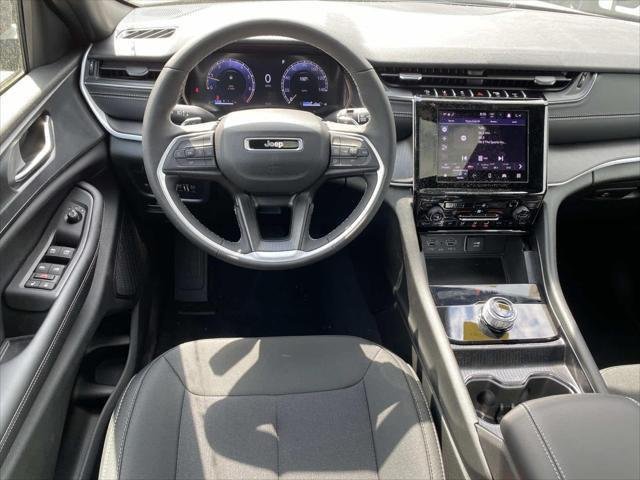 New 2026 Baltic Gray Metallic Clear-Coat Exterior Paint Jeep Laredo X image 10
