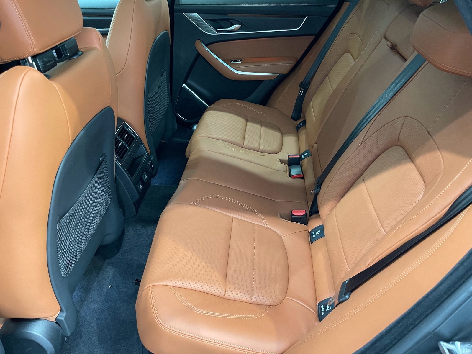 2026 Jaguar F-Pace R-Dynamic S - Photo 11