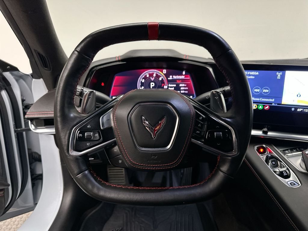 Used 2020 Ceramic White Chevrolet Stingray image 27