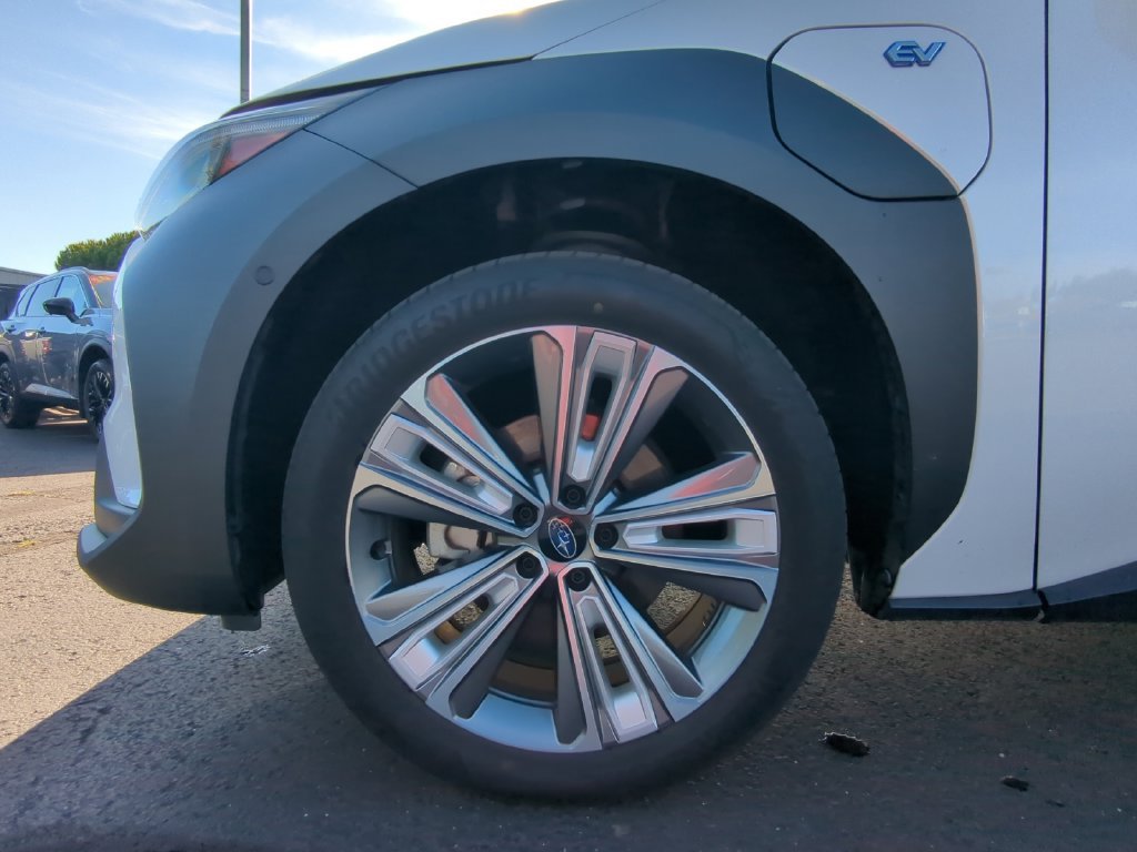 Used 2023 White Subaru Limited image 11