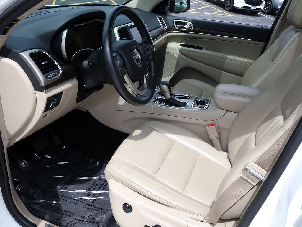 Used 2016 Bright White Clearcoat Jeep Limited image 11