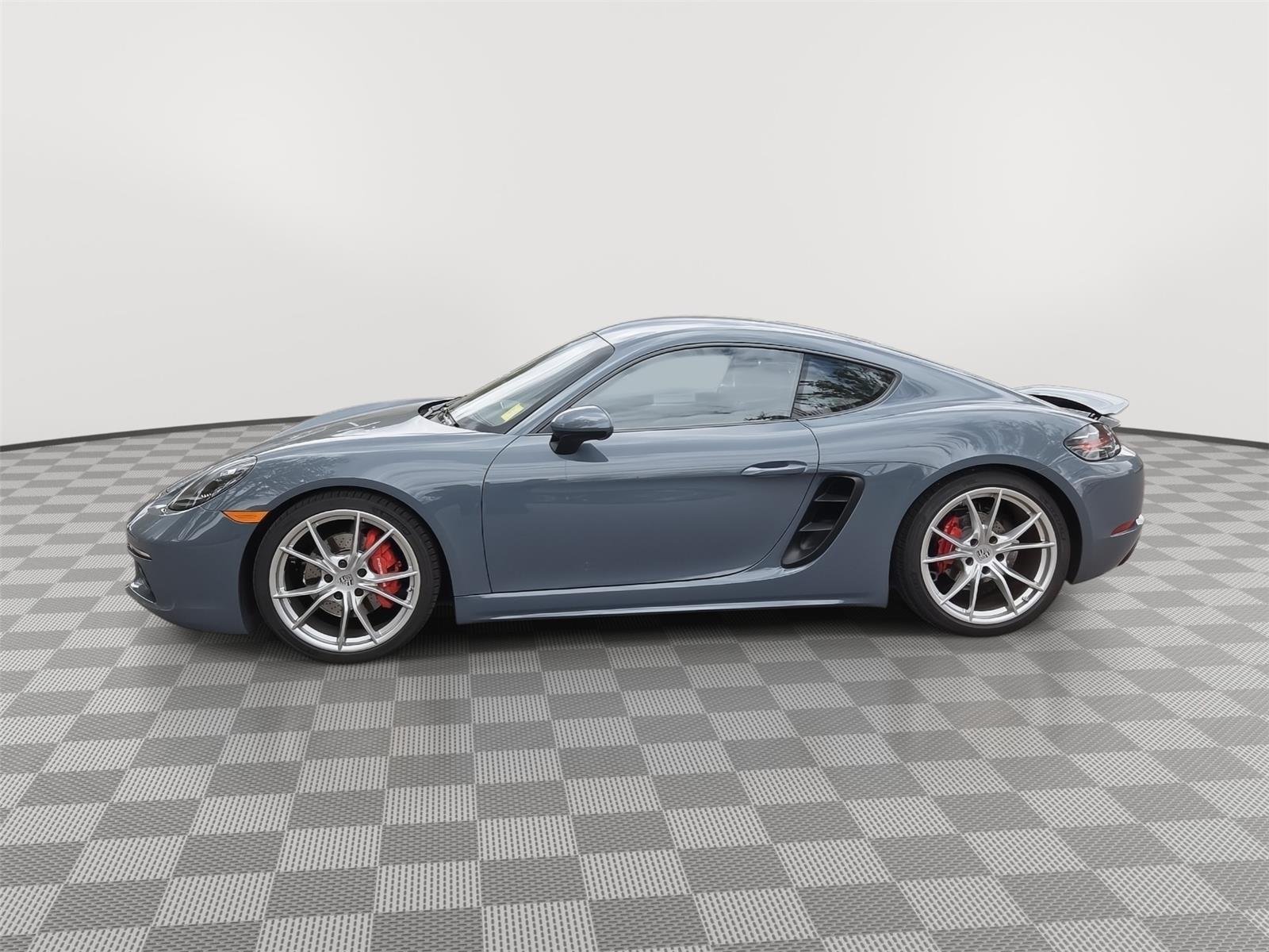 Used 2017 Graphite Blue Metallic Porsche S image 6