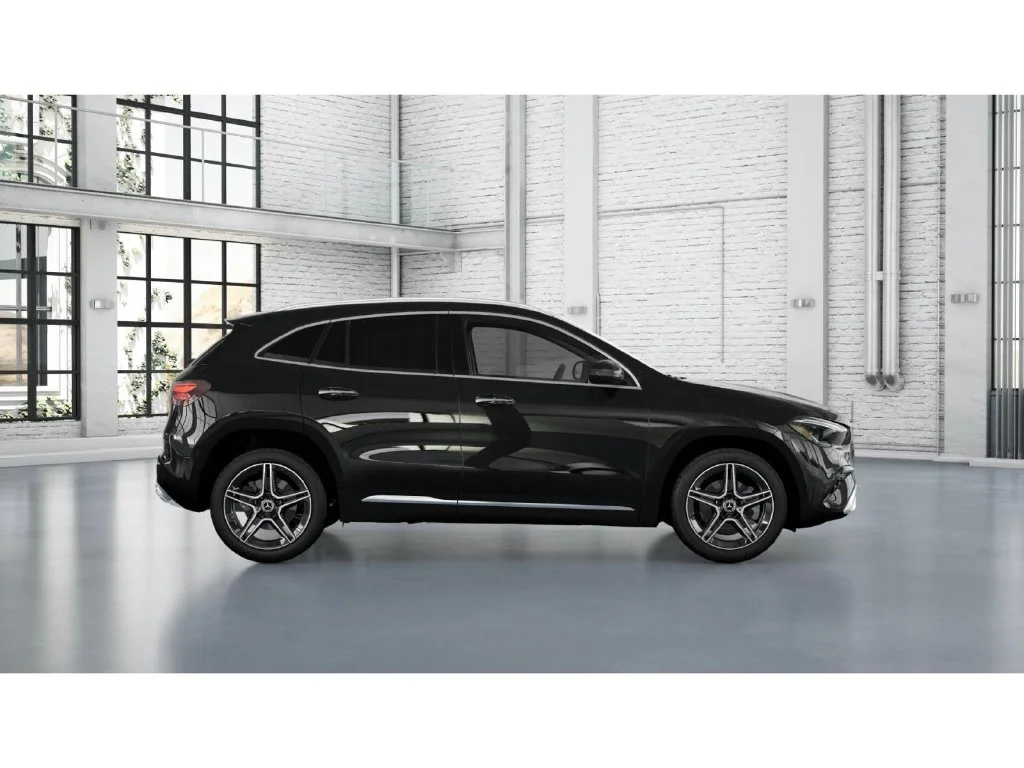 New 2027 Black Mercedes-Benz GLA 250 image 2