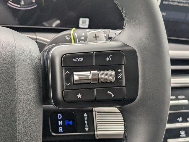 New 2027 Shimmering Silver Hyundai SE FWD image 65