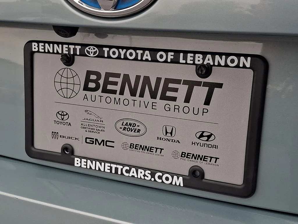 Certified Used 2018 Beige Toyota Three image 33