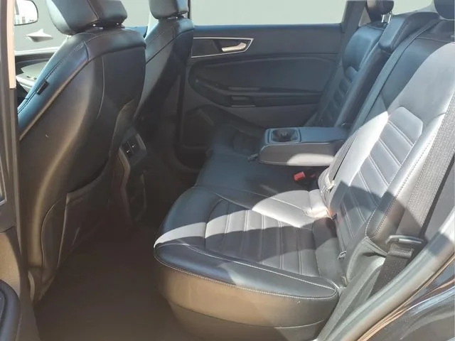 Used 2024  Ford SEL image 21