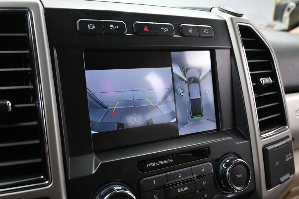 Used 2021 White Ford Lariat image 16