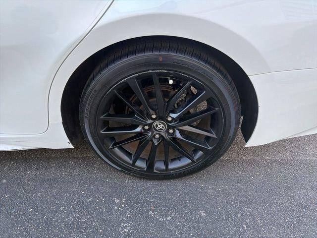 Certified Used 2021 MID BLK/WIND CHILL Toyota  image 6