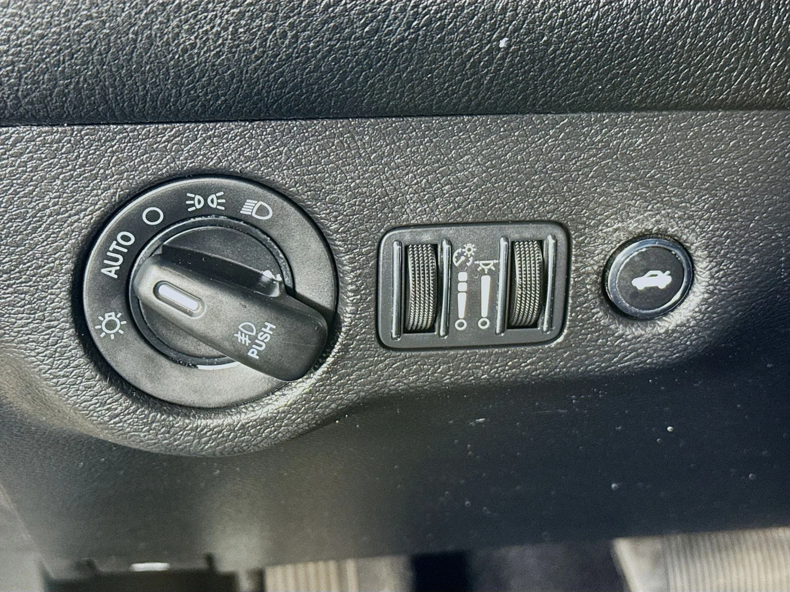 2022 Dodge Challenger GT - Photo 11