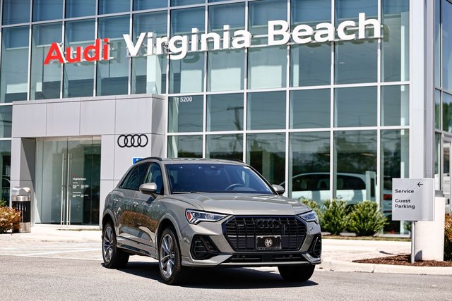 2023 Audi Q3 Premium