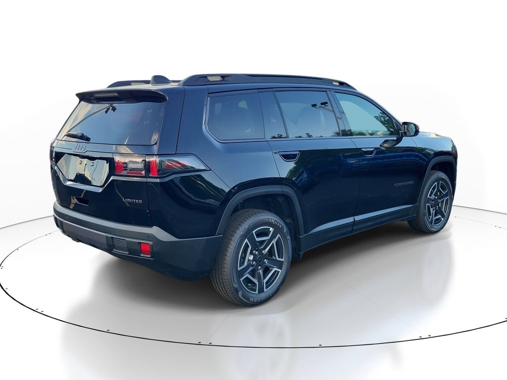 New 2026 Diamond Black Crystal Pearlcoat Jeep Limited image 4