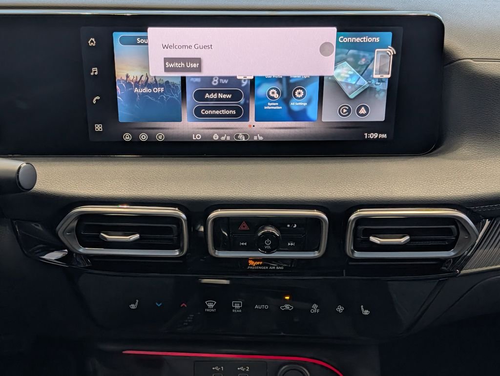 2026 Nissan Sentra SV - Photo 10