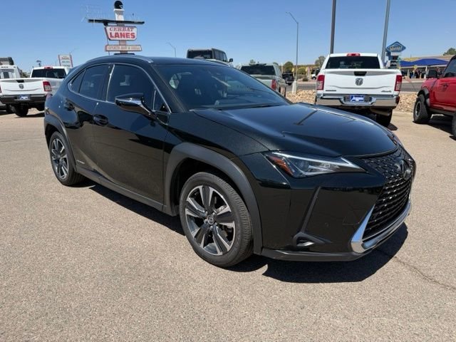 2021 Lexus UX Hybrid 250h - Photo 3
