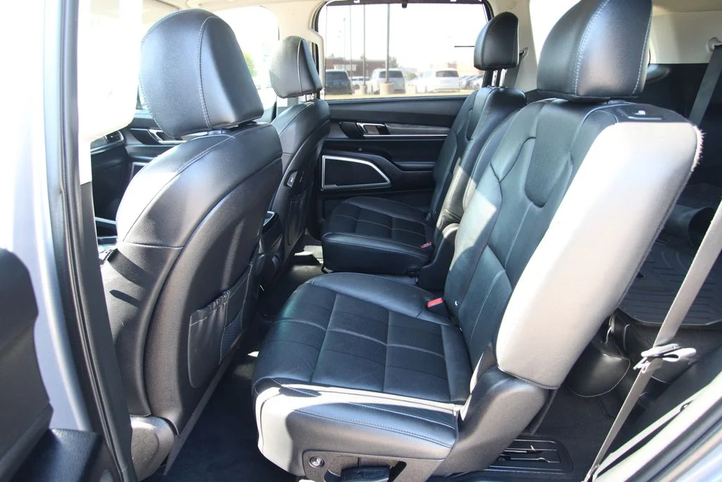 Used 2021 Everlasting Silver Kia EX image 7
