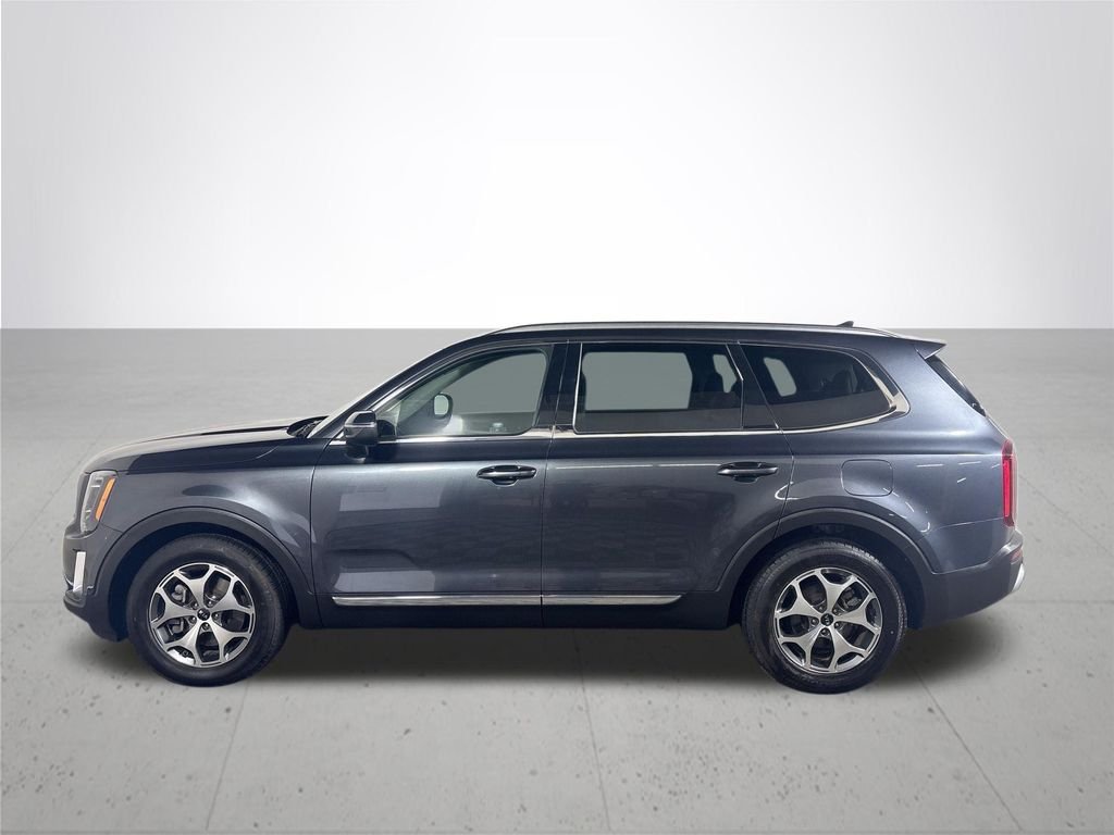 Used 2021 Gray Kia EX image 9