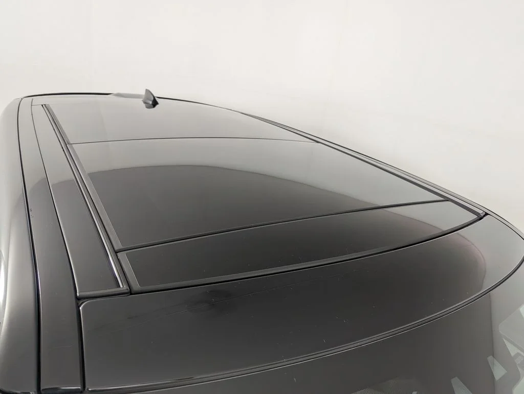 Used 2022 Black Land Rover HSE Silver Edition image 25