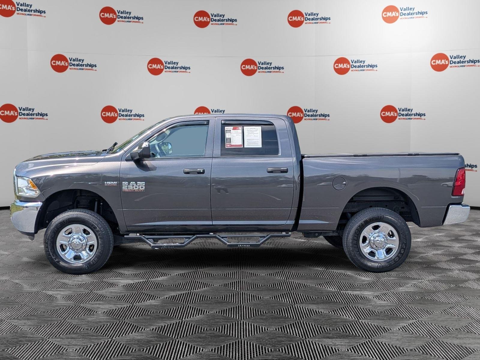 Used 2018 Granite Crystal Metallic Clearcoat Ram Tradesman image 8