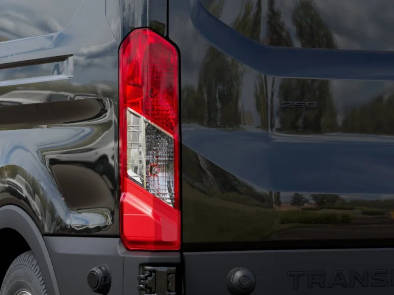 New 2027 Agate Black Metallic Ford  image 20