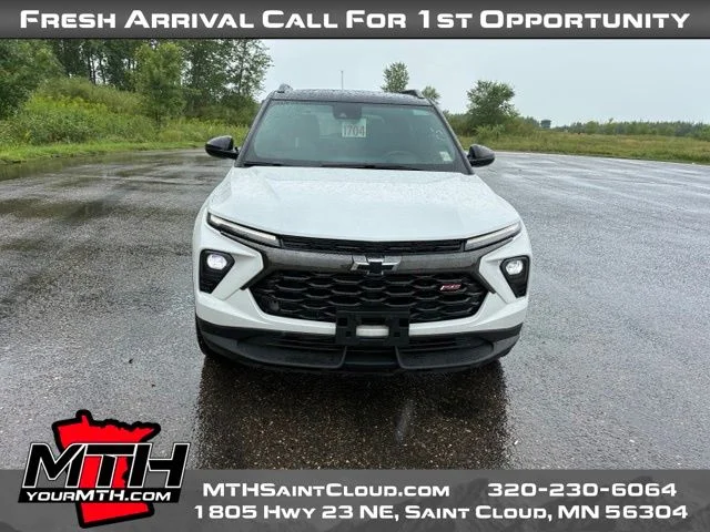 Certified Used 2025 Beige Chevrolet RS image 3